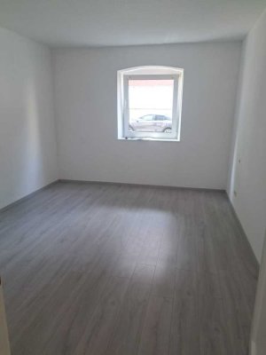 Preiswerte 2 Zimmer-Wohnung in ruhigem Haus