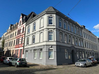 Zentrumsnah Wohnen: Gut geschnittene 3-Zi.-Wohnung in Bremerhaven-Lehe