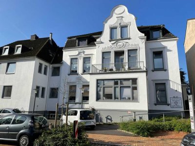 Große Dachgeschosswohnung in schöner Lage