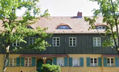 Reihenhaus mit vier Zimmern, Terrasse und Gartennutzung in Berlin-Dahlem