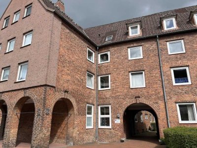 Gepflegte 2-Raumwohnung mit Einbauküche