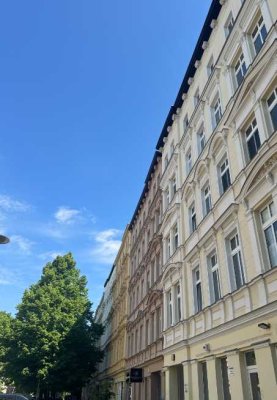 Frisch renoviert! modernes Bad - großzügige Einbauküche