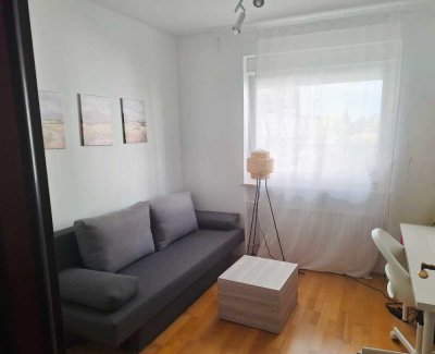 880.0 € - 85.0 m² - 3.0 Zi.