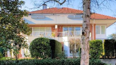 Düsseldorf-Angermund: Elegante Drei-Raum-Wohnung in der "Bel Ètage" mit großem Süd-Balkon