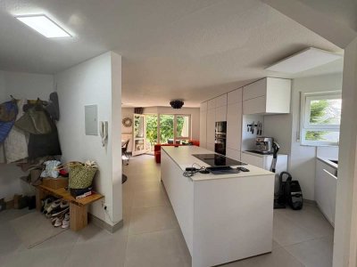 *Moderne 3-Zimmer-Wohnung mit Terrasse und hochwertiger Ausstattung in ruhiger Lage von Pforzheim*