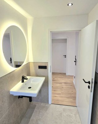RESERVIERT Energetisch & Erstbezug - frisch sanierte 3-Zimmer-Wohnung in Regensburg