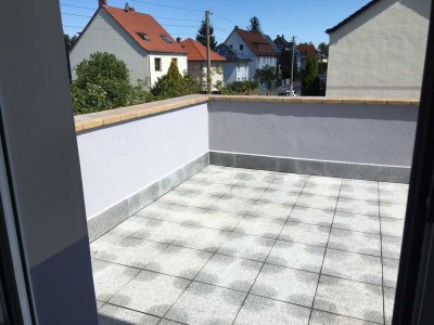 Schöner Wohnen - Modernisierte 2-Zimmer Maisonette-Wohnung mit Dachterrasse