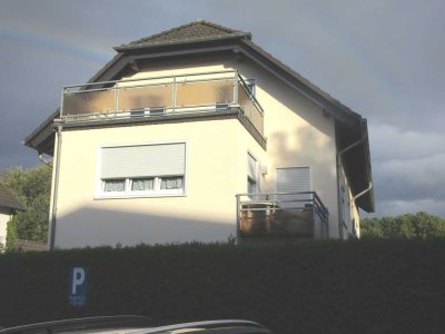 St. Augustin-Birlinghoven, schöne 3 Zimmerwohnung mit kleinem Gärtchen