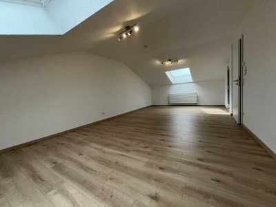 Großzügiges WG-Zimmer in KA-Daxlanden: Modernes Haus, Garten & tolle Gemeinschaft