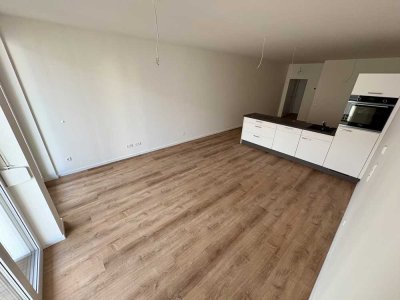 Erstbezug nach Sanierung: 1 Zi. Wohnung mit Balkon in Pforzheim Oststadt
