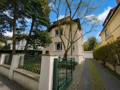 Exklusive Villa in absoluter Premiumlage direkt am Stadtpark von Mainz!