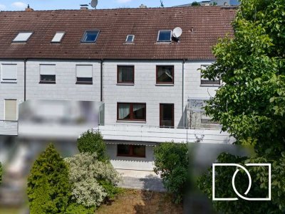 Sofort bezugsfertig! Gepflegtes Reihenhaus in zentraler Lage mit Balkon und Garten