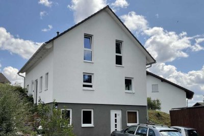 Attraktives Wohnhaus mit Einliegerwohnung