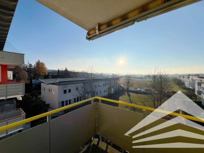 Gut aufgeteilte 3 Zimmerwohnung mit Küche &amp; Parkplatz in Linz-Ebelsberg! 360° Rundgang online!