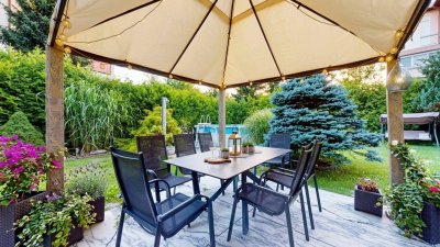 Seltene 4-Zimmer-Gartenwohnung in Viktring mit Pool, großer Loggia &amp; Tiefgaragenplatz inklusive