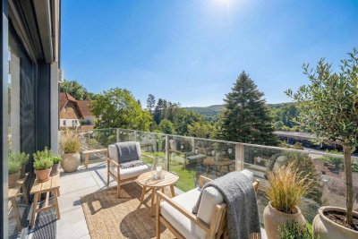 Premium-Dachgeschosswohnung mit 4 Zimmern, Balkon und Grünblick nahe Wien