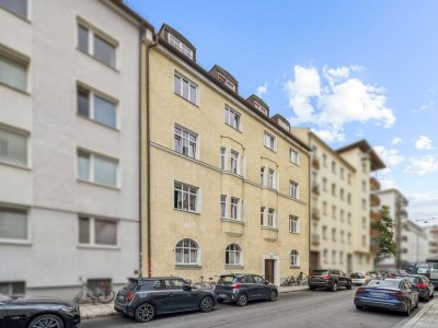 Altbauflair trifft moderne Eleganz – stilvolle 2-Zimmer-Wohnung im Herzen von München-Lehel