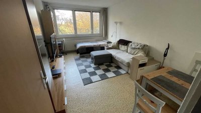 Helle 1-Zimmer Wohnung mit Aufzug in Marzahn (Marzahn)