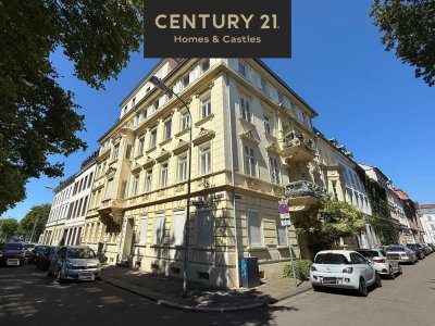 St. Johann - Altbau-Charme + Dachgeschoß = Herzklopfen garantiert!  – Dachgeschossjuwel zu vermieten
