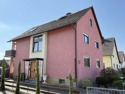 LORSCH, grosses 2-Familienhaus zzgl. ausgebautem Dachgeschoss mit Gartengrundstück, Hof u Garage