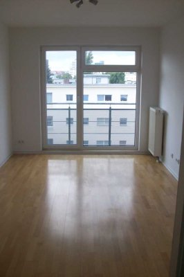 2 Zimmer-Penthouse-Wohnung mit 2 Balkone