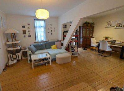 Helle 4,5-Zimmer Wohnung mit kleiner Terrasse in Edenkoben