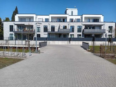 Neubau EG Wohnung mit luxuriöser Ausstattung u. Terrasse mit Gartenanteil