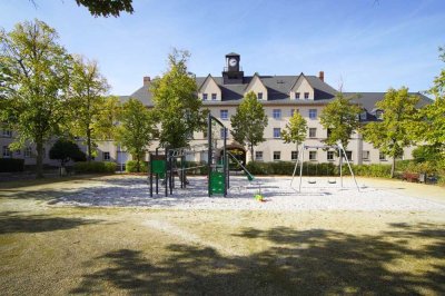 !! Wohnen im Grünen !! NEU sanierte 4 Raum EG-Whg. mit großem Wohn-Koch-Essbereich und Tageslichtbad
