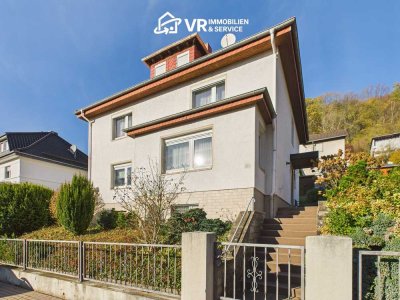 Familienfreundliches Zuhause mit zwei Wohneinheiten und Ausbaupotenzial im Dachgeschoss