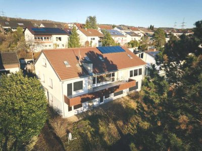 BESTLAGE IN ALTBACH | GR. 2-FAMILIENHAUS | HALBHÖHE | SÜDLAGE | GARAGE | SOLARANLAGE | NEUE HEIZUNG