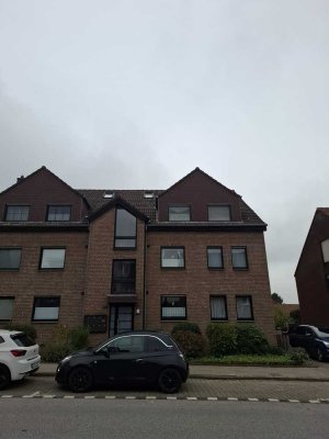 Helle 3,5-Zimmer Wohnung mit Balkon im 2. OG und DG in Fuhlenbrock