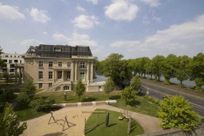 SELTENE TOPLAGE MIT BEIDESEITIGEM RHEINBLICK: HOCHWERTIG MODERNISIERT MIT AUSGEZEICHNETER RENDITE