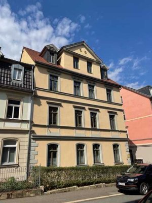 3-ZIMMER-DACHGESCHOSSWOHNUNG IN ANGENEHMER SÜDWESTSTADTLAGE