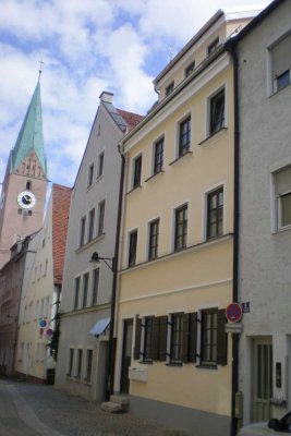 Stilvolle 2,5-Zimmer Altbauwohnung mitten in Ingolstadts Altstadt