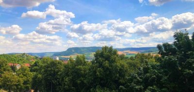 helle 2-Raum Wohnung mit Blick über Jena