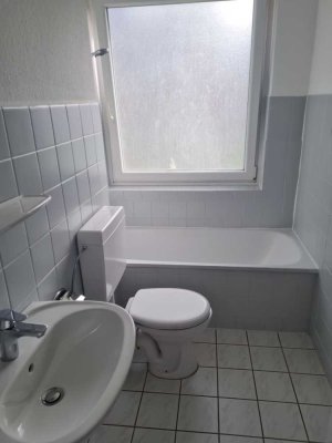 Geschmackvolle, gepflegte 2-Zimmer-Wohnung mit Balkon und EBK in Lübeck