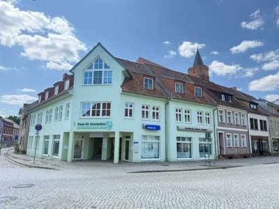 Helle 3-Raum-Wohnung im Stadtzentrum
