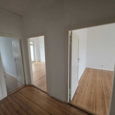 6er  Wohnungspaket mit je 2 Zimmern und Balkon – 1 sofort bezugsfrei