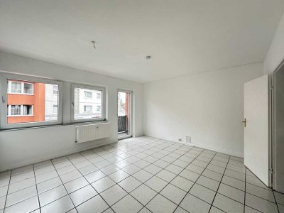 BITTE ANRUFEN 2-Zimmer-Whg. mit Küche und Balkon