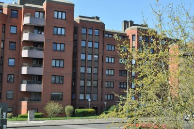 Schickes Appartement direkt am Rhein