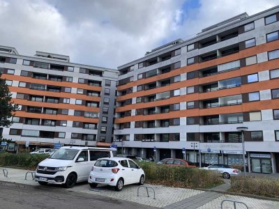 Damp - Ostsee: Feine möblierte 2 Zimmer Ferienwohnung mit Pott u. Pann,Loggia, Stellplatz und Keller