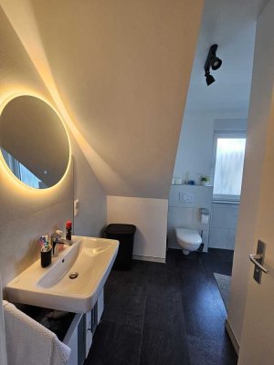 SSaniert & Hell: 57m² 2-Zi-Whg mit EBK & Gartenanteil – Bielefeld