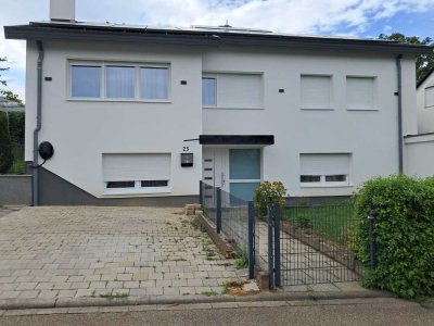 Preiswertes 4-Zimmer-Einfamilienhaus mit EBK in Freiburg Tiengen