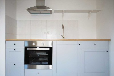 Zentral, Provisionsfrei, 3x frisch renovierte 2-Zi.-Wohnungen, an BTU, Stadtzentrum, Schillerpark
