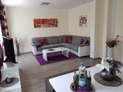 2-Zimmer-Wohnung, komplett möbliert, ab sofort