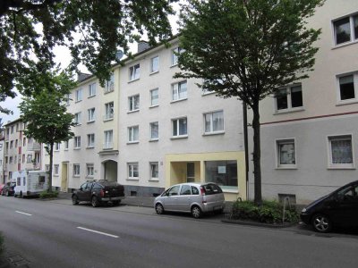 Obere Rembergstr., Dreizimmerwohnung im 1. Obergeschoss