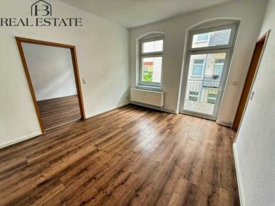 Ihr neues Zuhause: Helle 2-Raumwohnung mit Balkon und Einbauküche!