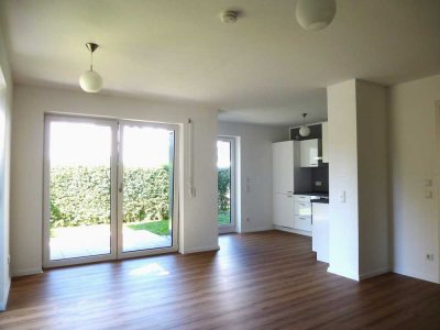 Traumhafte, moderne 2 ZKB Wohnung mit Garten, neuwertiger Zustand