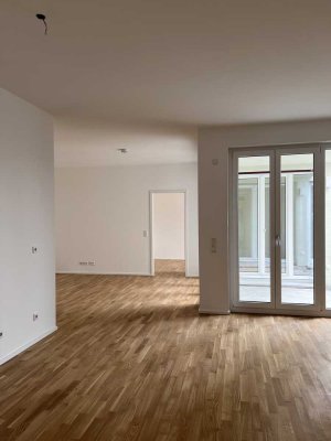 Schöne 2-Zi- Wohnung mit Loggia