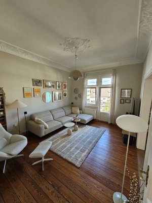 Wunderschöne Maisonette-Wohnung im Rheingauviertel (Altbauperle mit Blick über Wiesbaden)